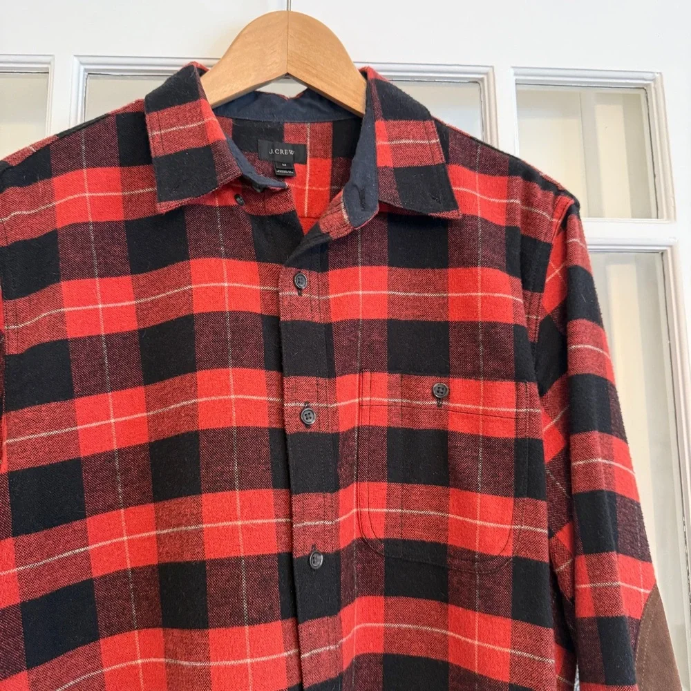 Vintage J.Crew Red and Black Plaid Men's Flannel Button Down Shirt Medium